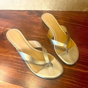 Coach and Four Gold Sandals Low Rise Wedge 7.5/8